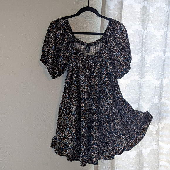 wild fable Dresses & Skirts - SOLD Wild Fable Flouncy Cottagecore Minidress